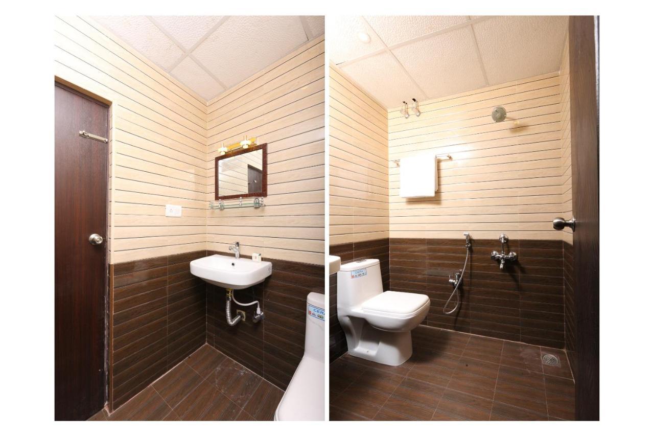 Fabexpress Nk Exotica Hotel Ченай Екстериор снимка